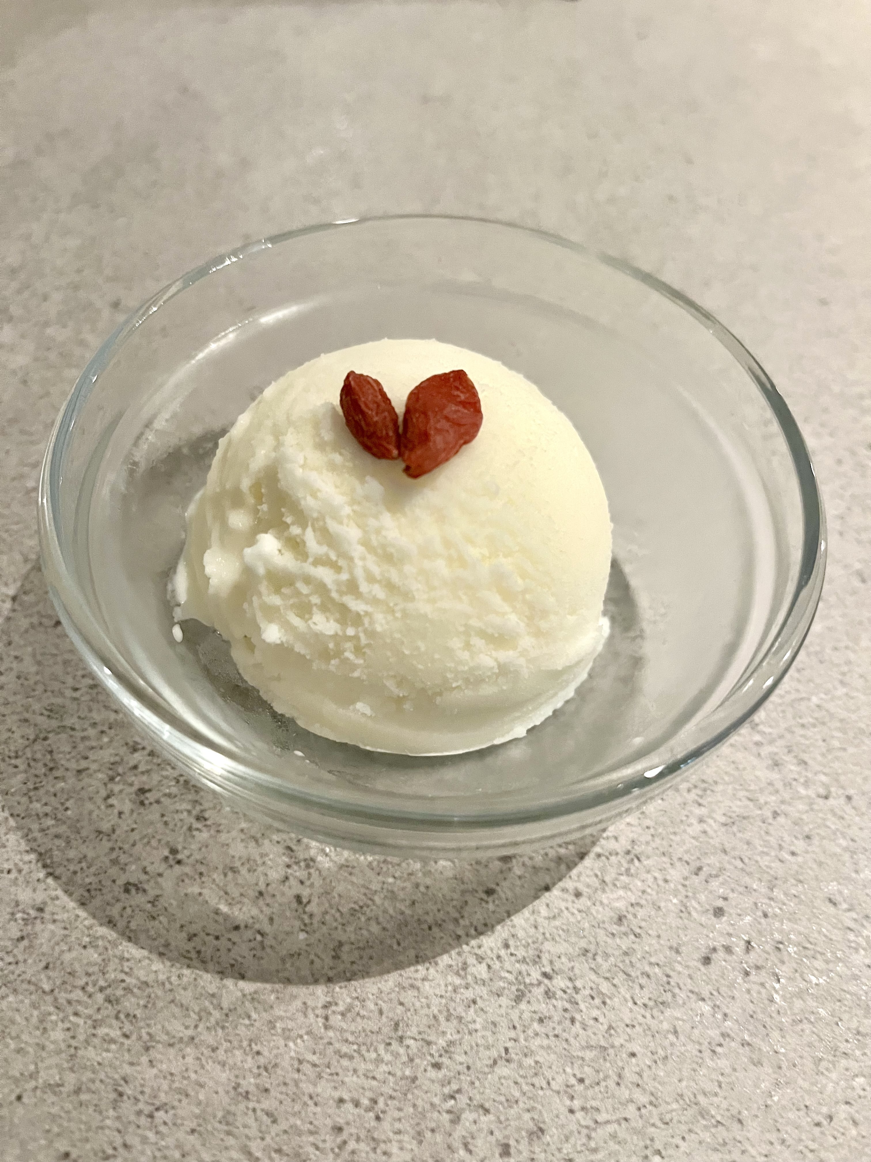 🍨濃厚仕立ての杏仁ミルクアイス