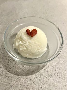 🍨濃厚仕立ての杏仁ミルクアイス
