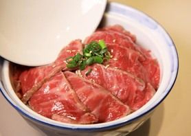 特選牛たたき丼(数量限定)