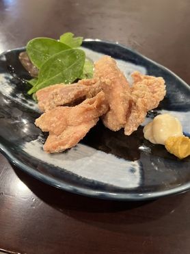 鶏のから揚げ