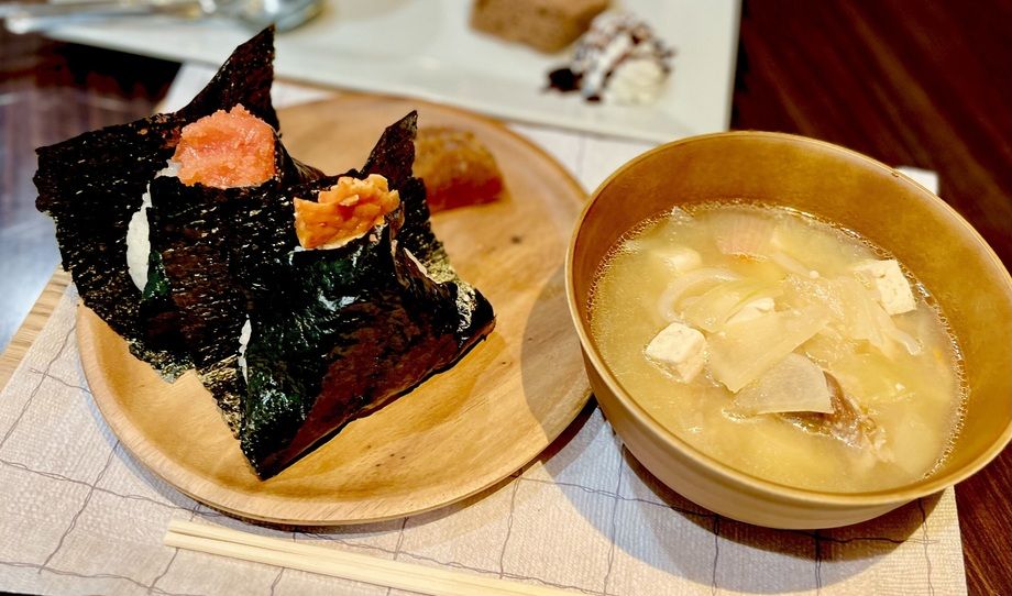 【一番人気】 おにぎり豚汁セット