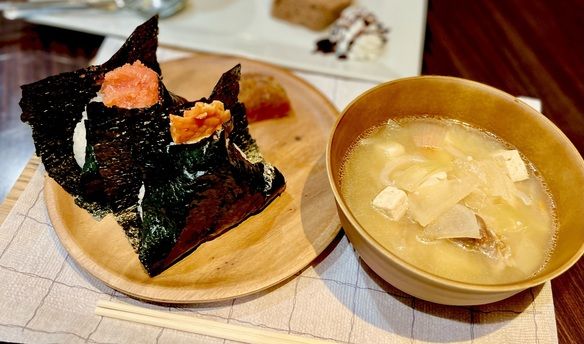 【一番人気】 おにぎり豚汁セット