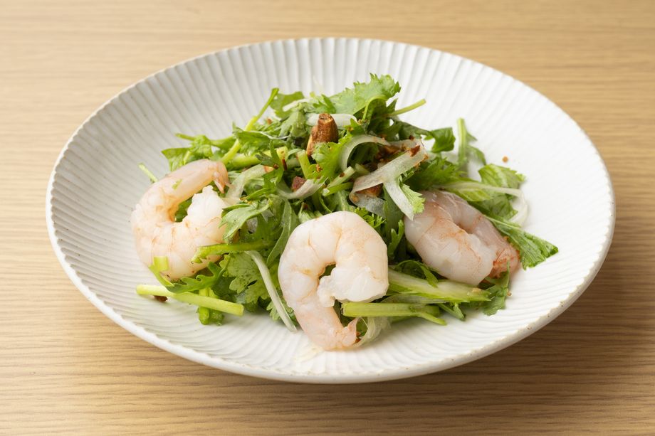 パクチーセロリ海老サラダ