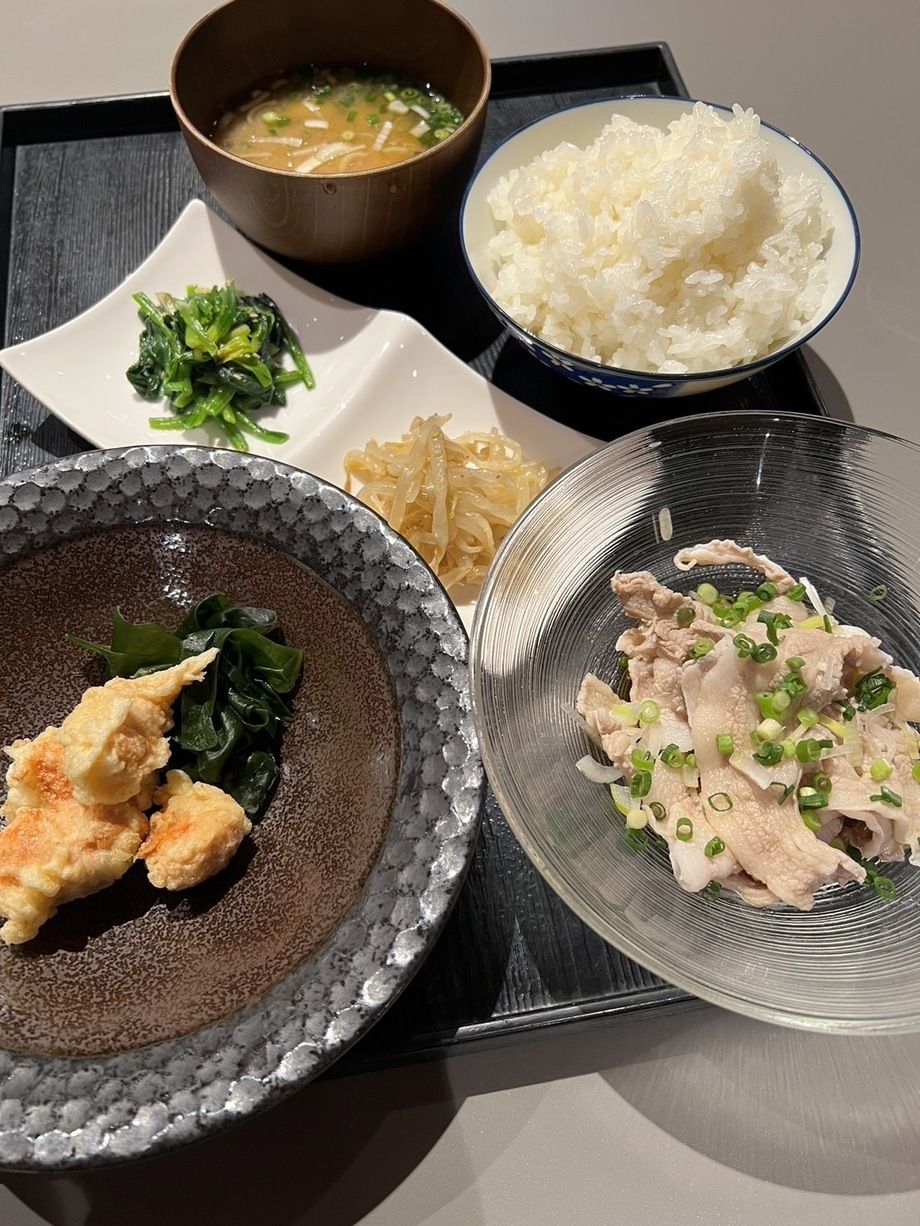 博多明太子天ぷらと国産もち豚しゃぶポン定食