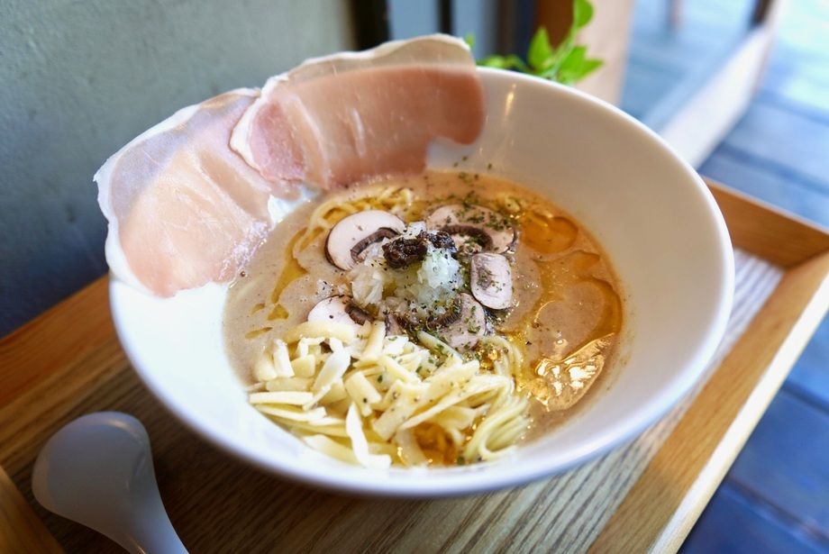 トリュフ香る 芳醇ポルチーニ麺