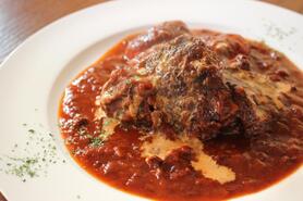 フリウリ風 牛ほほ肉の赤ワイン煮