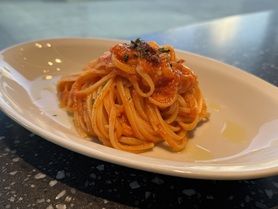 辛　トマトソースのアラビアータ