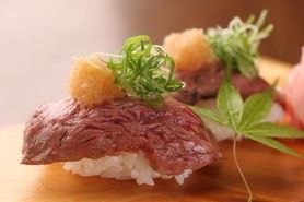 神戸牛バラの炙り寿司