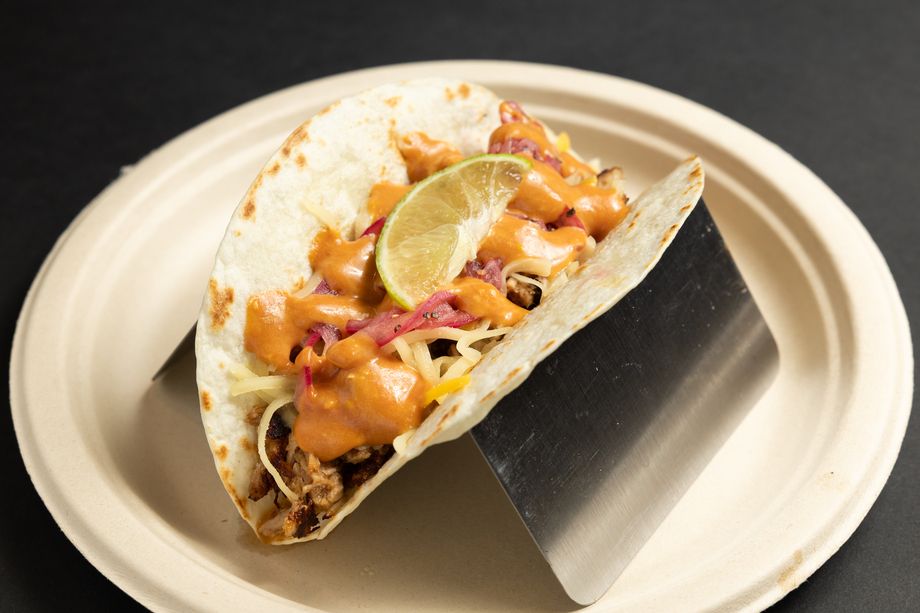 プルドポークタコス