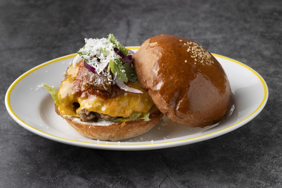 ラムチーズバーガーLamb Cheese Burger