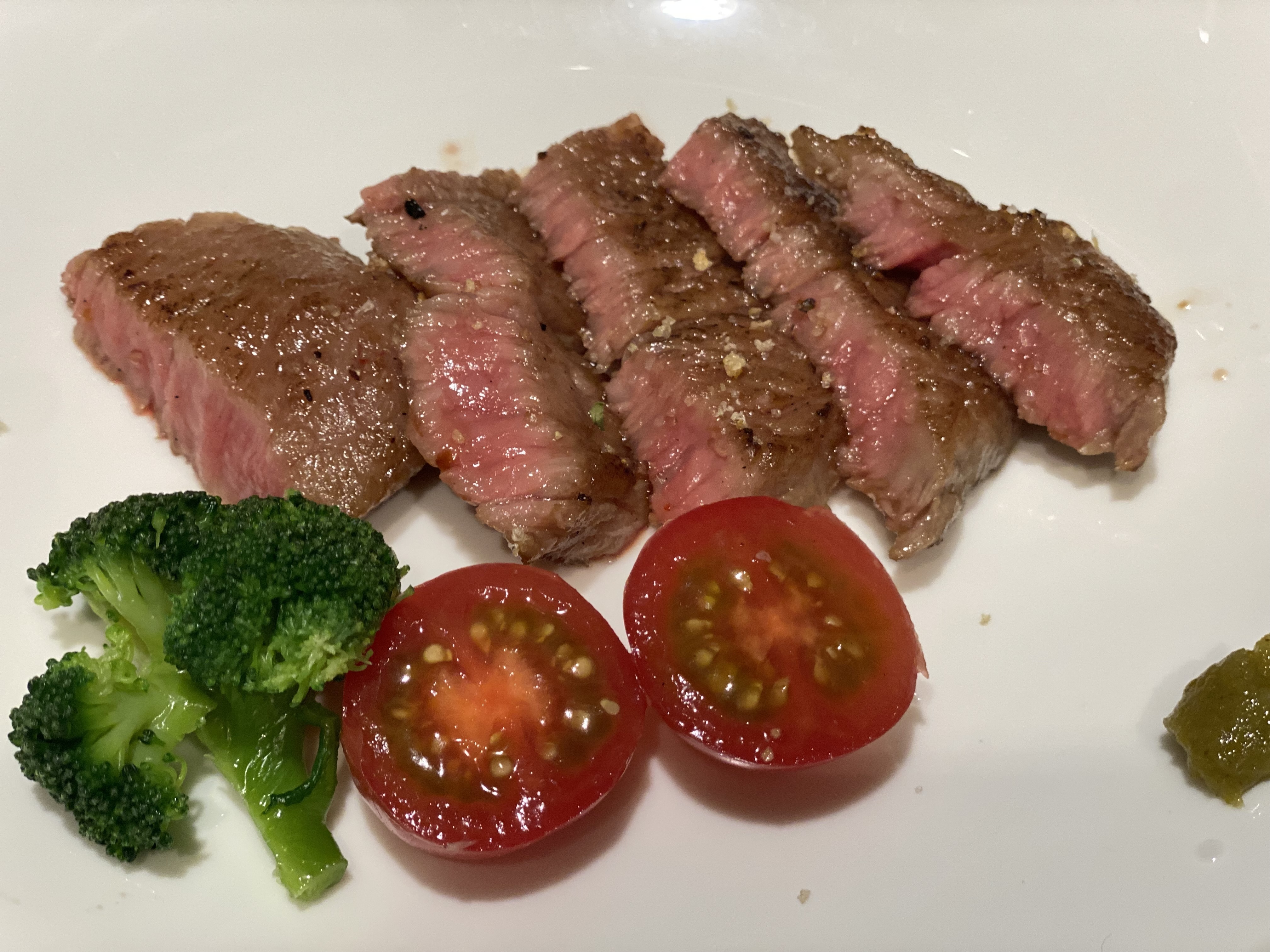 🉐ランチ🉐肉肉‼️サーロインビーフステーキ🥩200g(ドリンク付き)ミニデザート付き