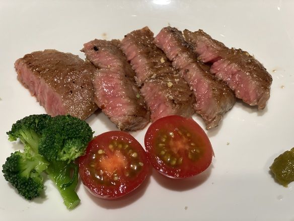 サーロインステーキ(200g)