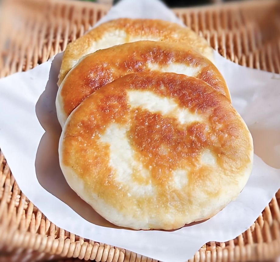 肉焼パン（鲜肉饼）