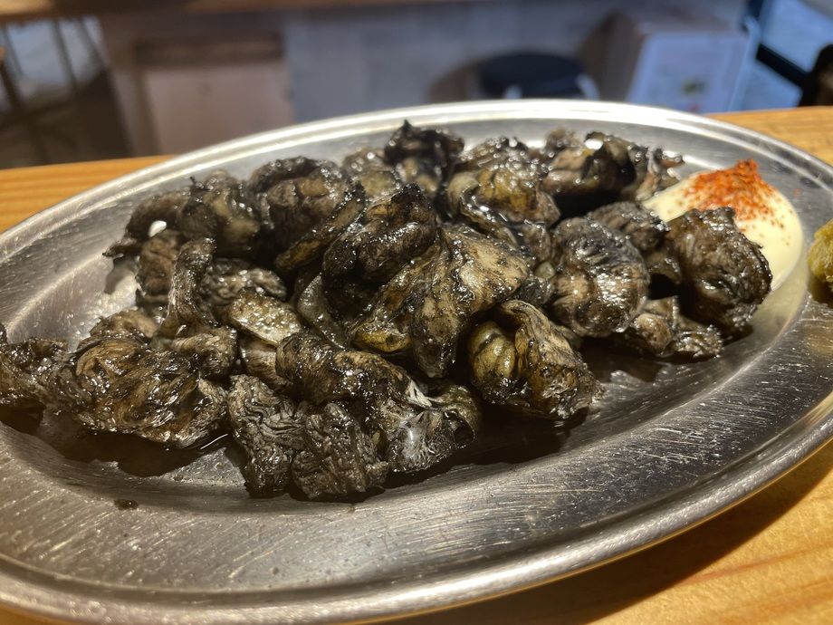 地鶏の炭火焼き（1100）