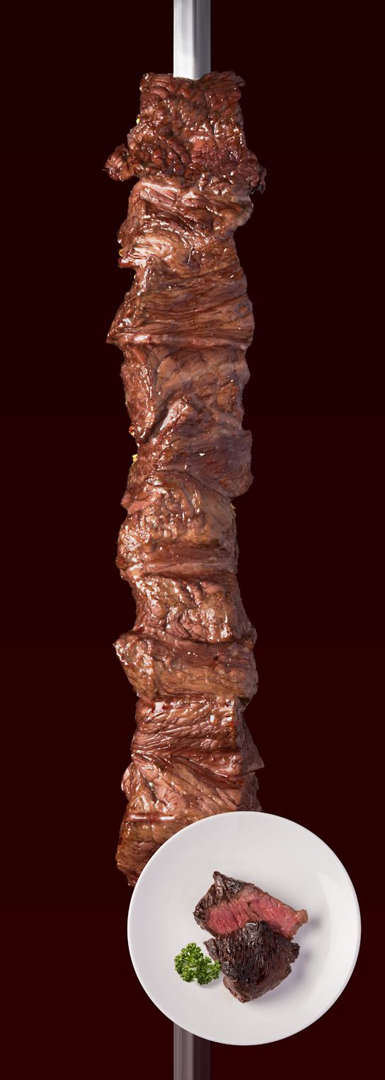 『アルカトラステーキ』脂身のない、赤身のステーキに岩塩をかけて炭火で焼き上げるシンプルなステーキです。