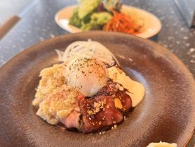 ローストビーフとローストポークのH&H  『ロービーポーDON』　肉80g　サラダと２種の前菜付き