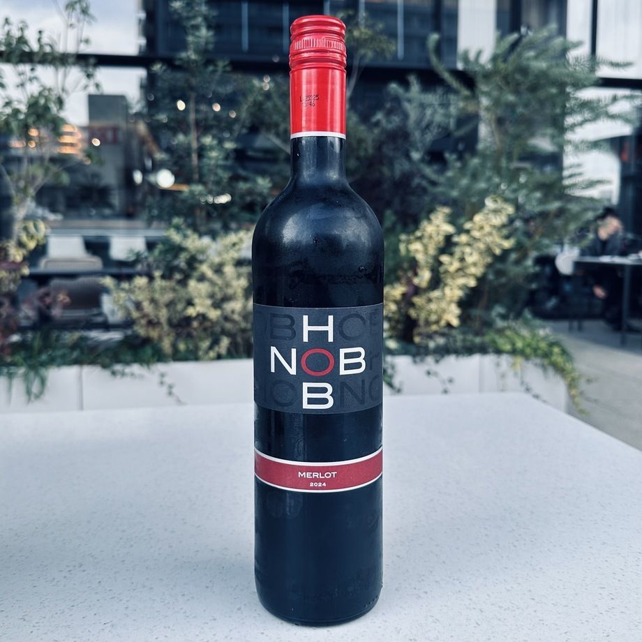赤：HOBNOB メルロー　フランス　ミディアムボディ（3880）