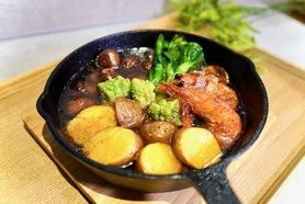 ✨新登場✨ 殻ごと旨い！シュリンプとインカのめざめの特製アヒージョ 🥘バケット付き