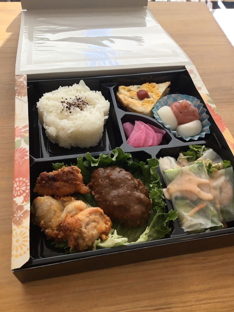 お花見弁当(予約制/詳細参照)