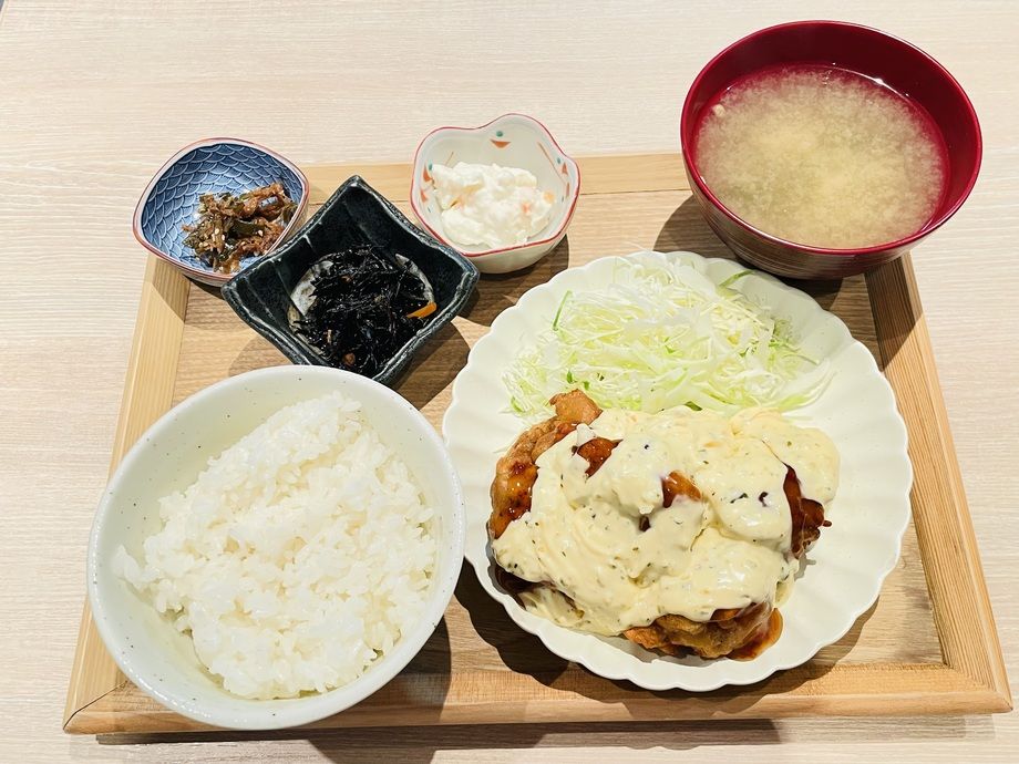 🌟和食屋が本気で作った『チキン南蛮定食』🌟