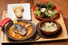 サワラとタケノコのパエリャ&シラウオと空豆のアヒージョ