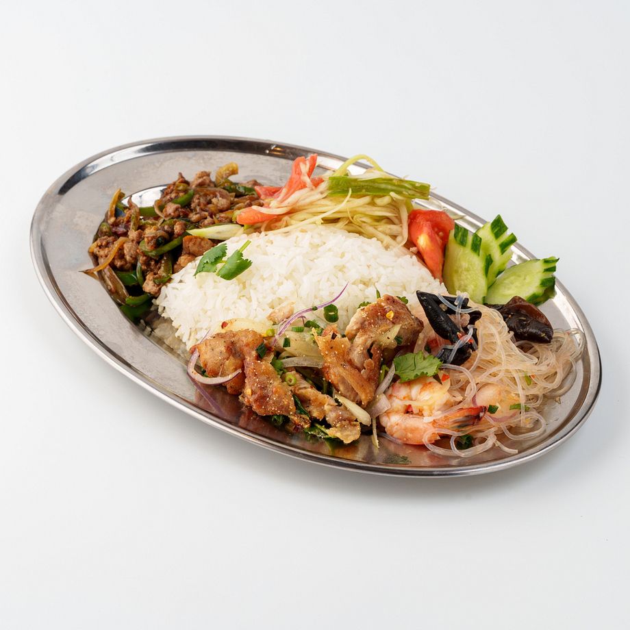 カオゲーン(4種類のおかず盛合セット)