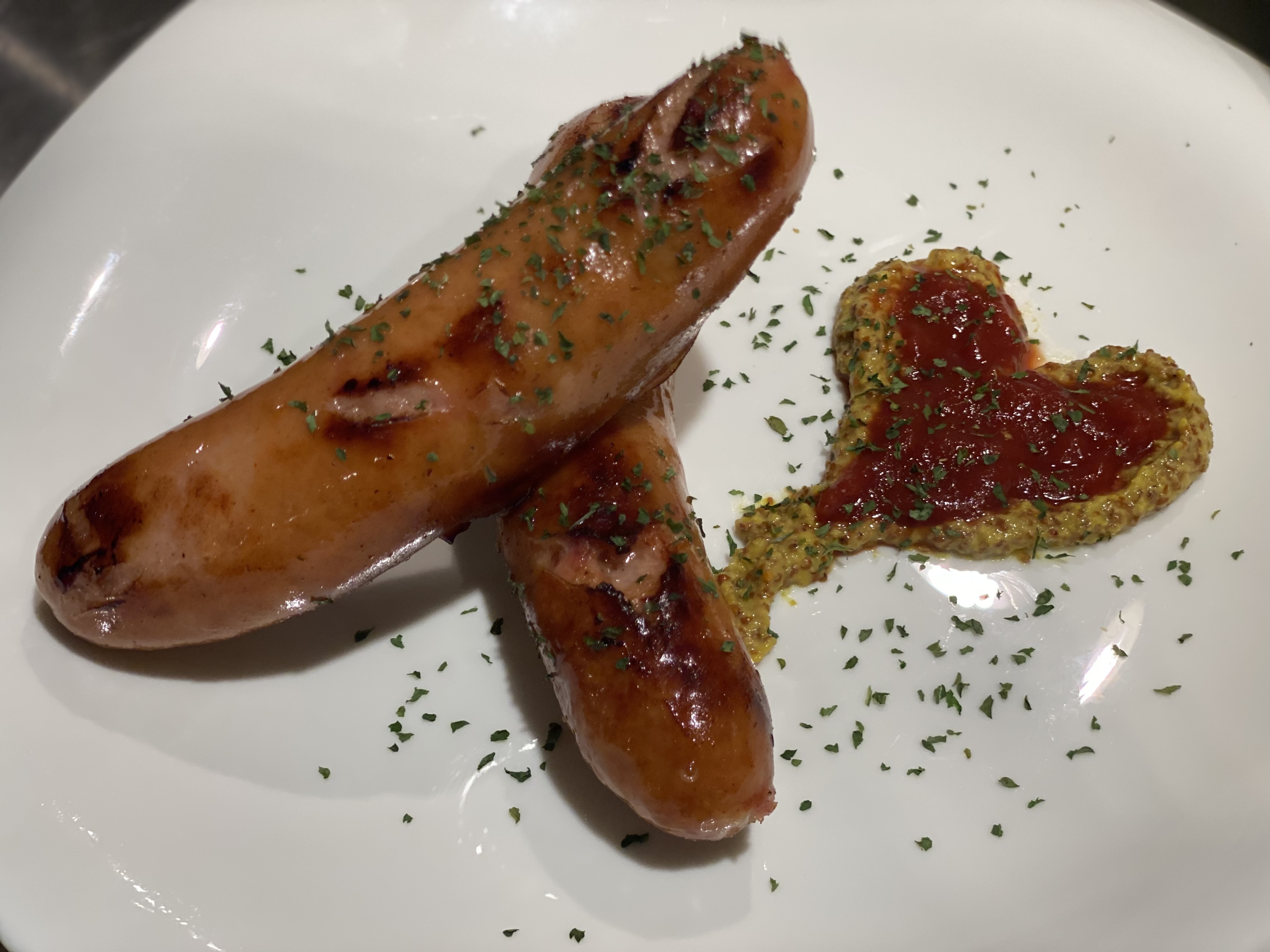 🉐モリモリ🌭フランクソーセージ‼️2本‼️グリルド