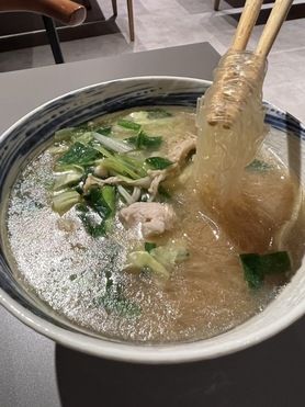 ヘルシー&コラーゲン‼︎豚骨春雨ラーメン