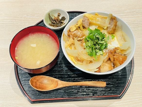 ✨new✨【平日ランチ限定】極みの親子丼〜黄金出汁仕立て〜