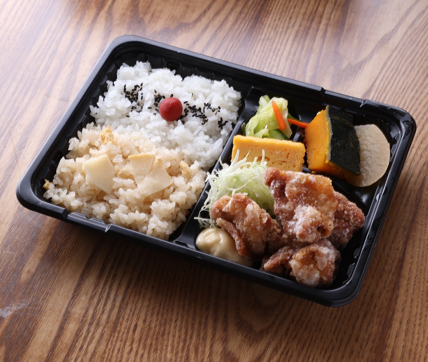 鶏の唐揚げ弁当（白米）