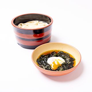 磯の香 わかめと温玉仕立て