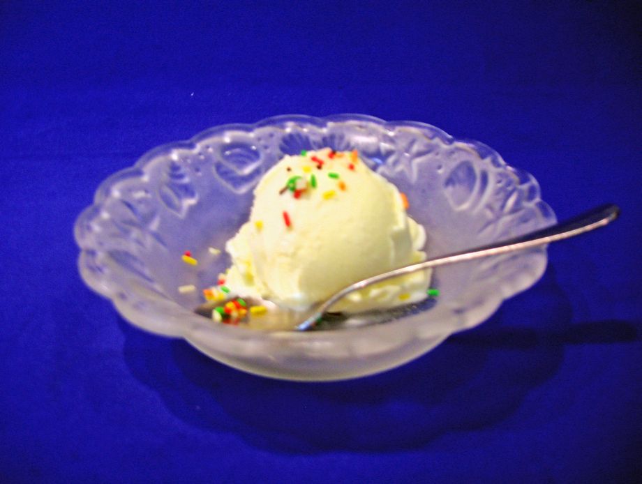 バニラアイスクリーム（２９０円）