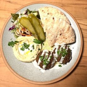 【ライトメニュー】ファラフェルミニプレート　ピタパン／ポテト付