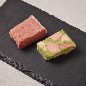 パテ2種の盛り合わせ（コンビーフ、ジャンボンペルシェ）