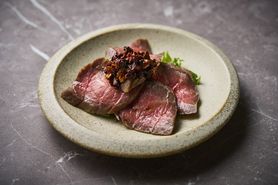 アーモンド香るよだれローストビーフ