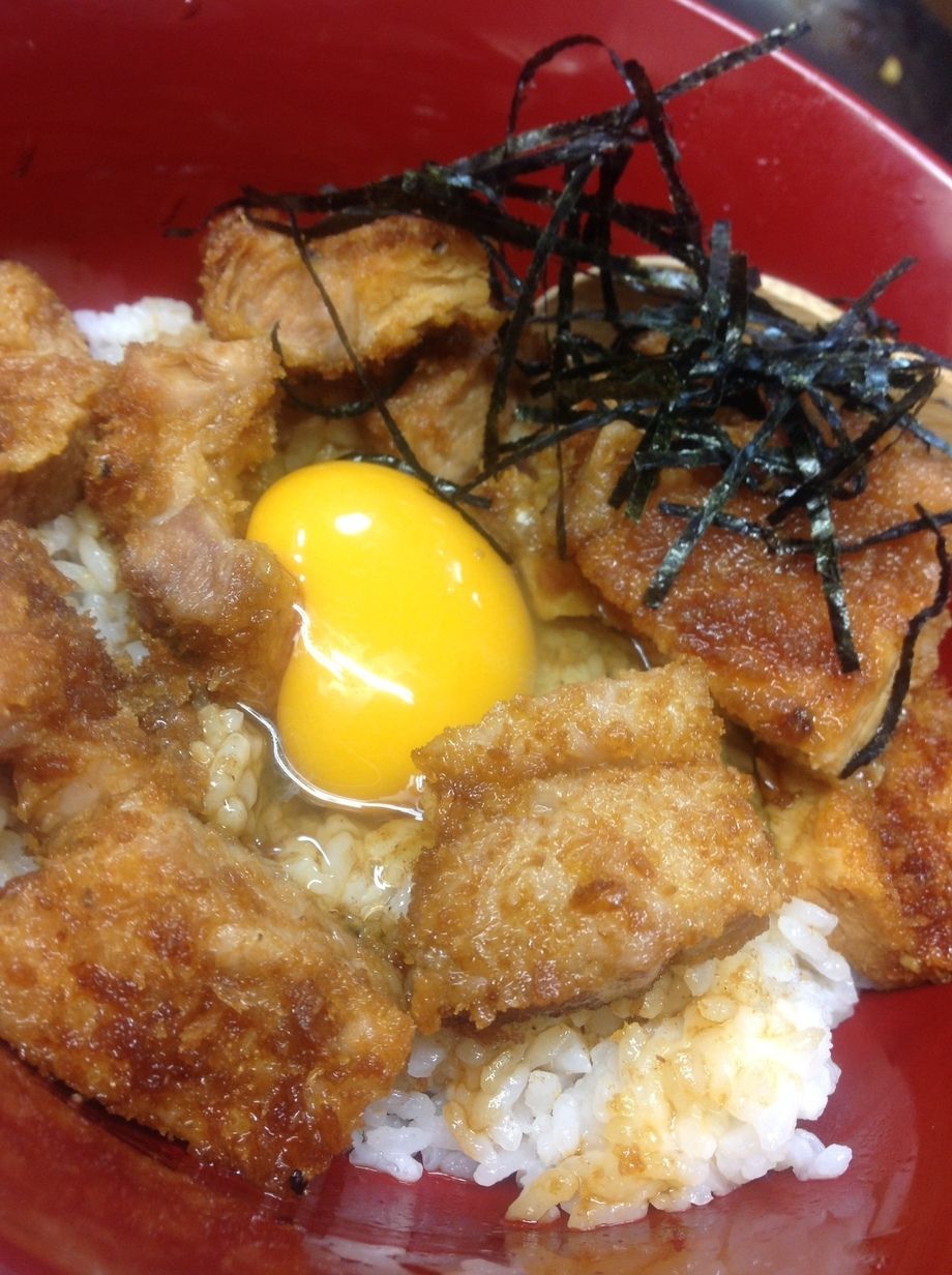 豚たれかつどん（740）