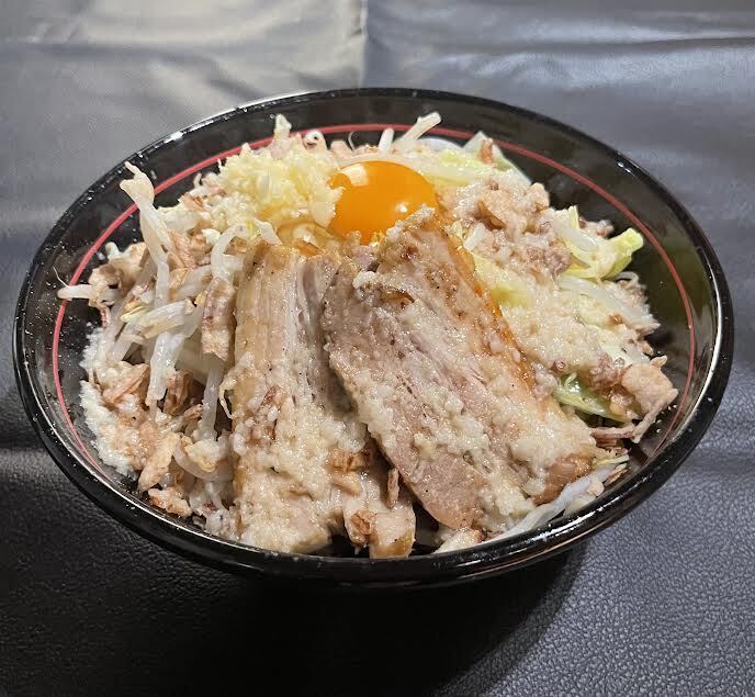 汁無し二郎系ラーメン