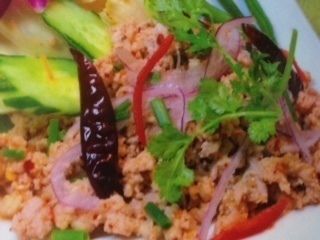 ラーブムー／ガイ