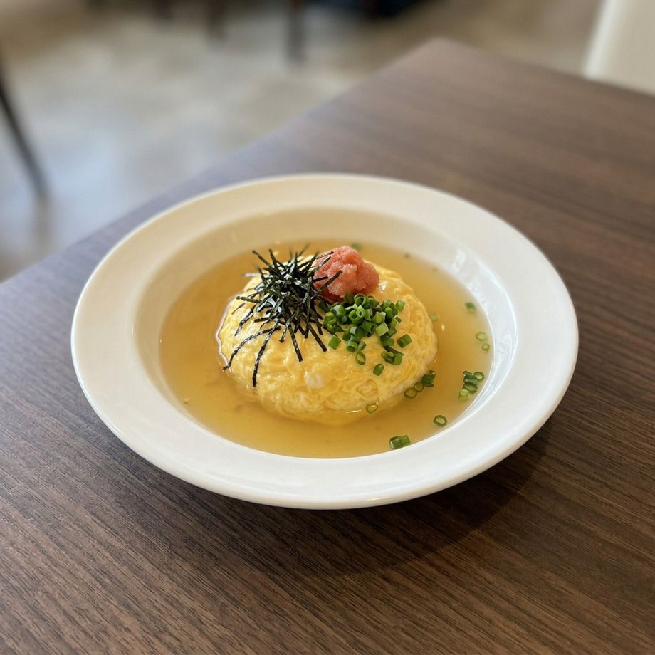 だしで食べる“飲める”茶漬けオムライス