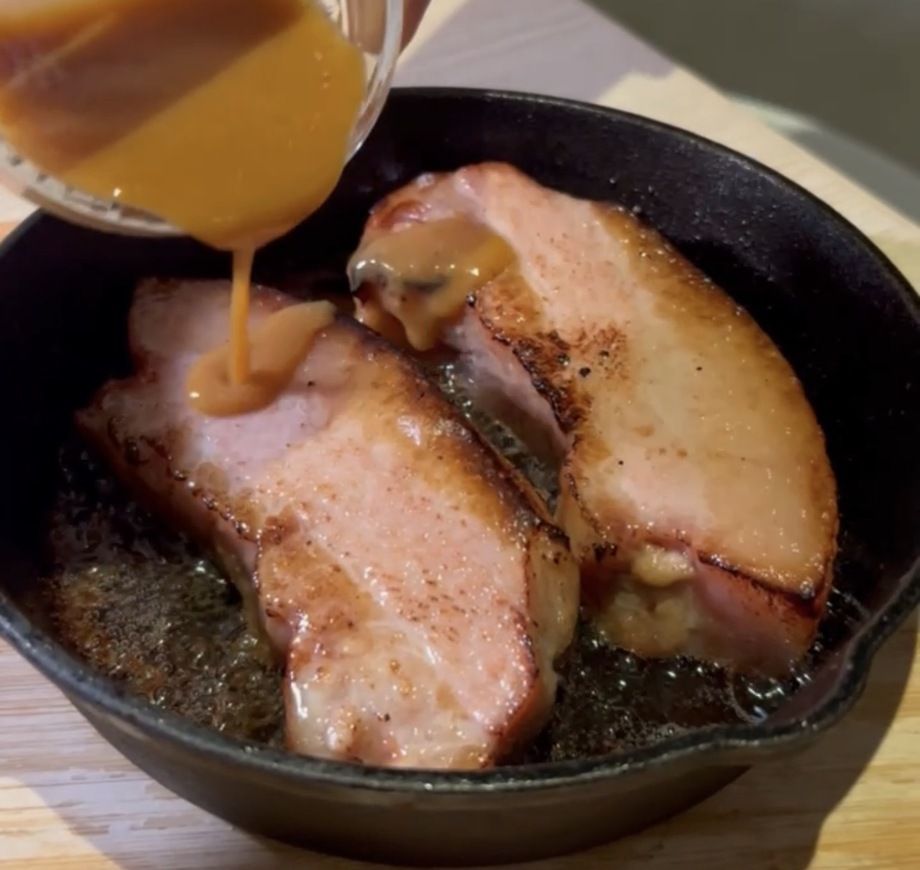 醤油麹豚トロ厚切り角煮ステーキ