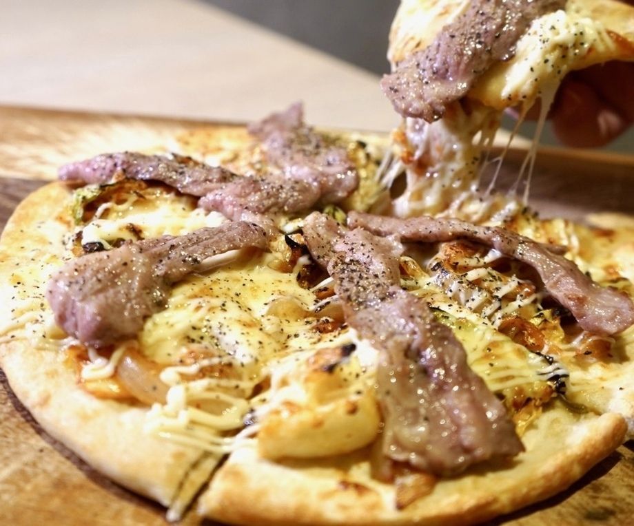 ✨これ絶対うまいやつ✨ 極上イベリコ豚キムチピザ