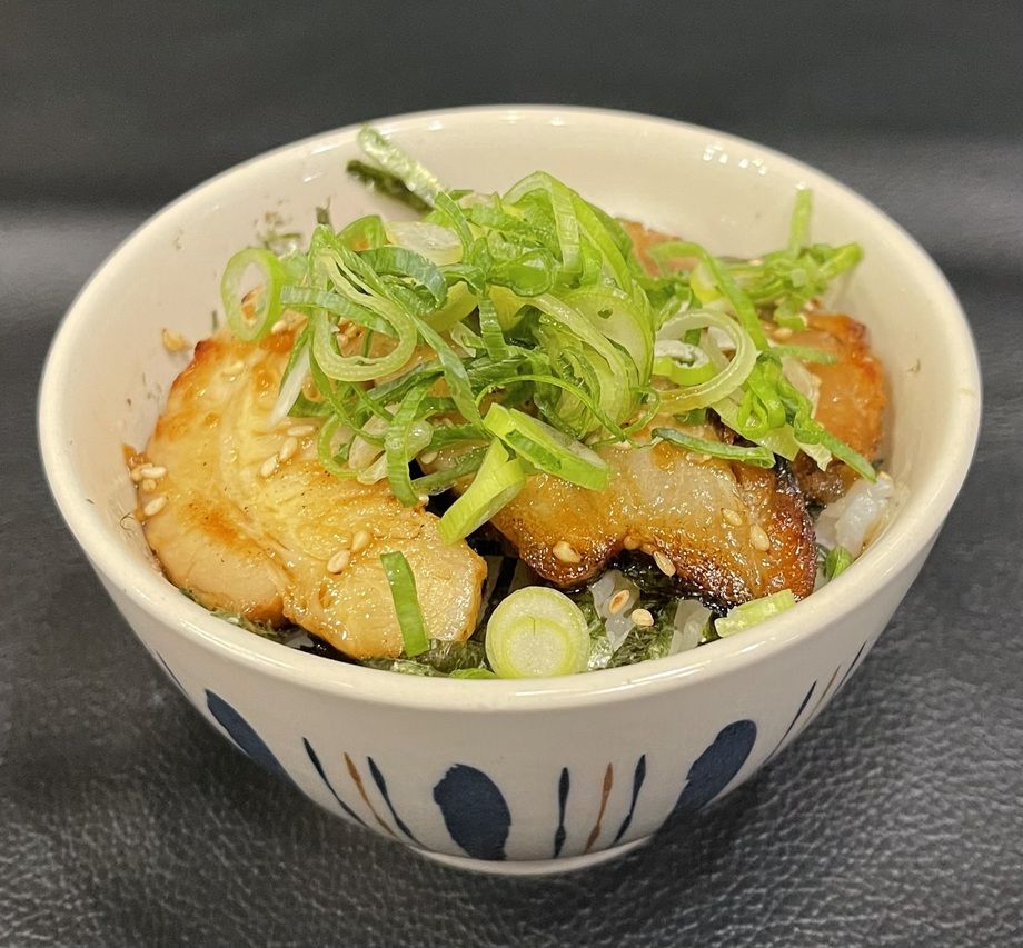 豚バラチャーシュー丼