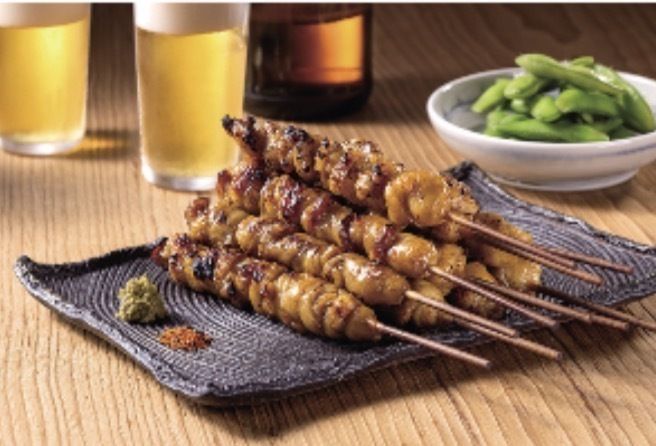 焼き鳥　鶏皮ぐるぐる巻き