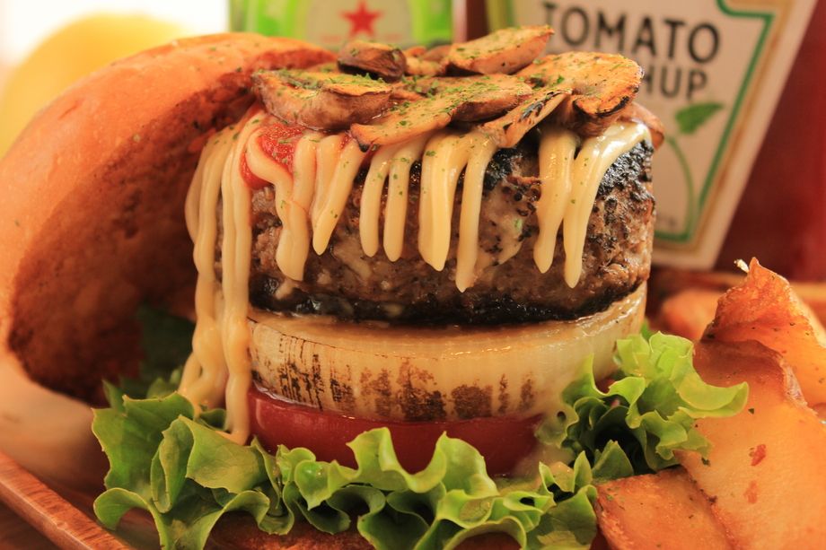 マッシュルーム・クアトロチーズ （1580）