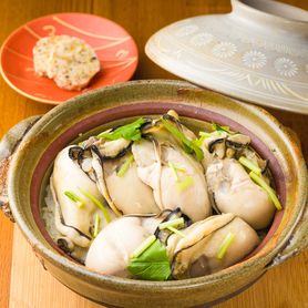牡蠣の土鍋ご飯（牡蠣バターのせ）