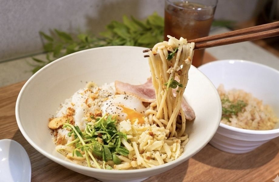 本気の濃厚カルボナーラまぜそばlunchセット