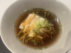 魚介出汁の醤油ら〜めん