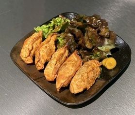 ラーメン屋の味付き揚げ餃子