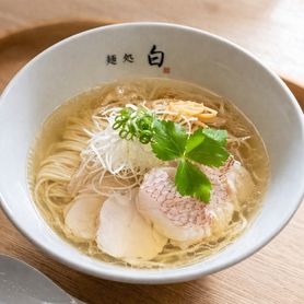 魚介出汁の塩ラーメン