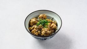 本気(まじ)で炭火焼鳥丼